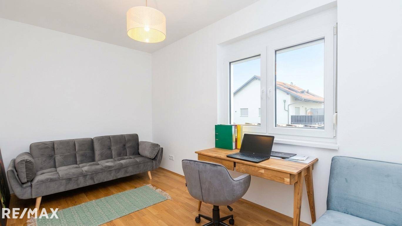 New build maisonette with balcony two parking spaces