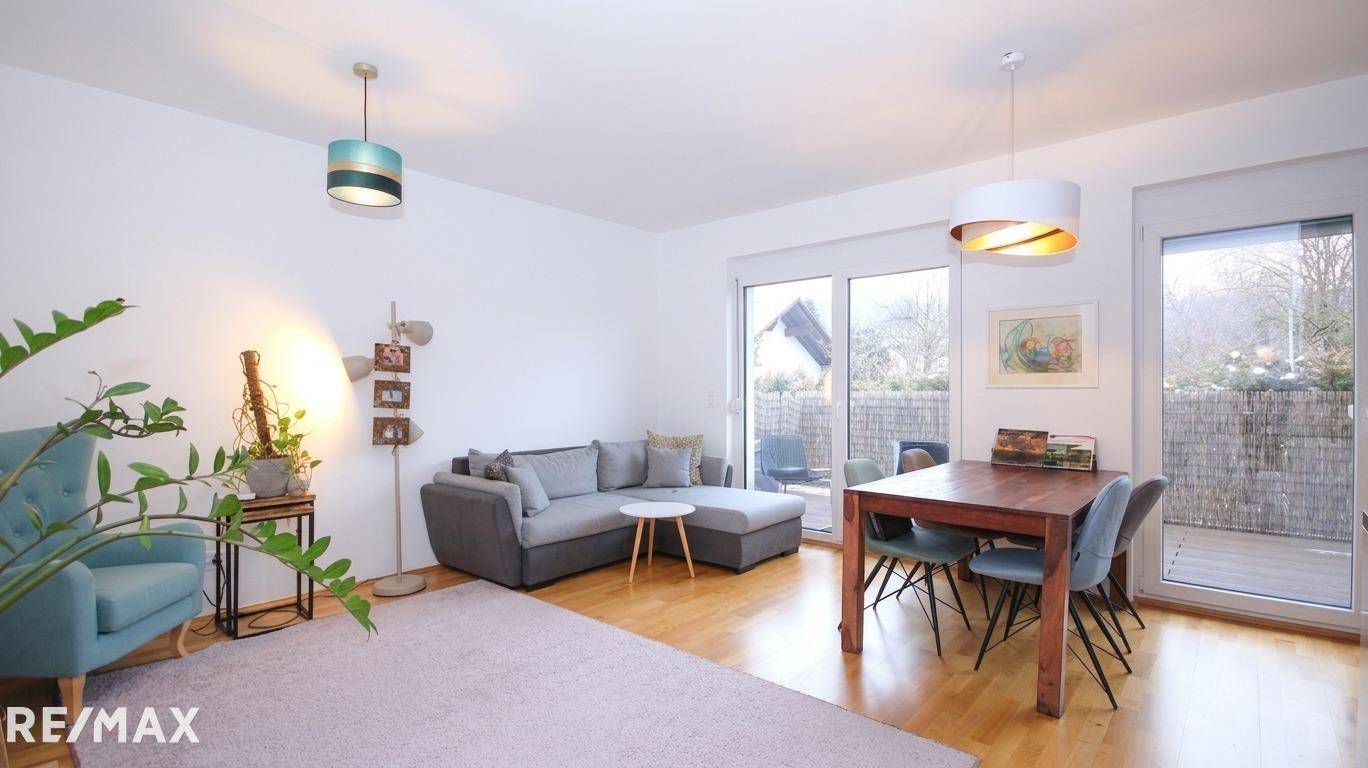 New build maisonette with balcony two parking spaces