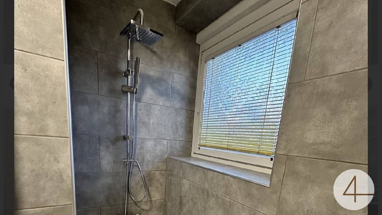 Newly renovated apartment with balcony and parking