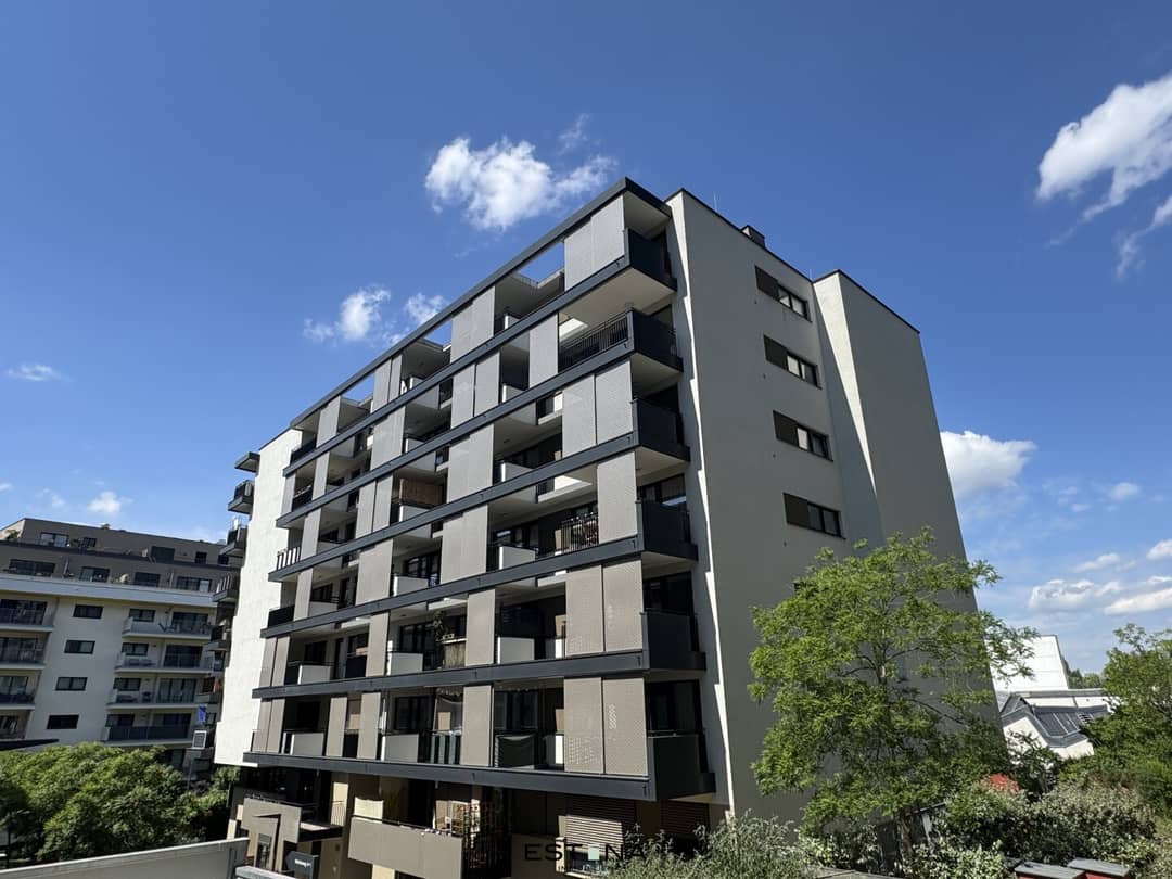 Wohnung at the Donaukanal bright and modern balcony