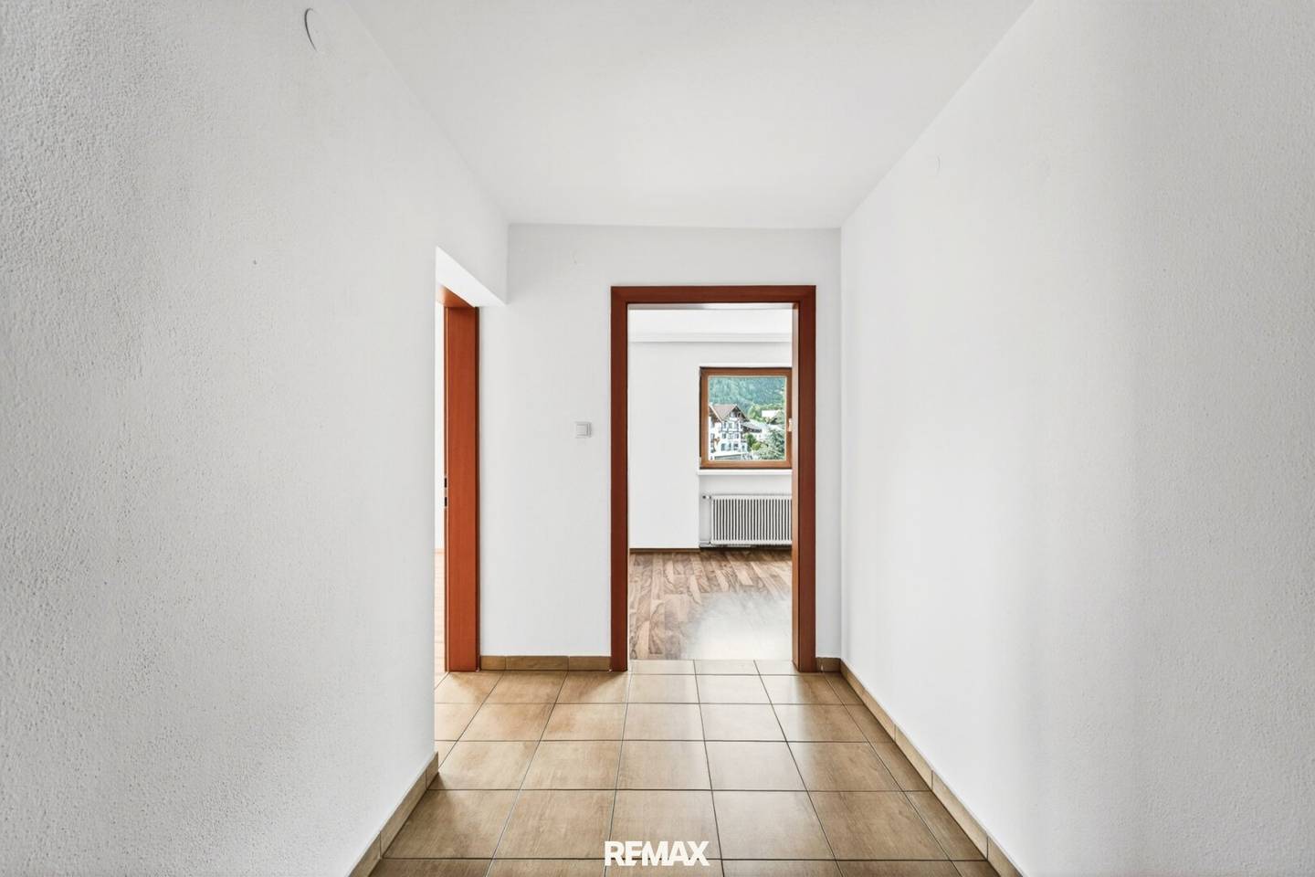 Apartment in Kramsach with central location balcony and two parking spaces