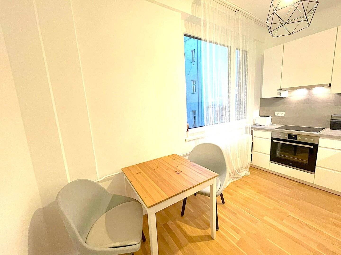 Wohnung in Toplage nahe Stadtpark mit Stadtblick