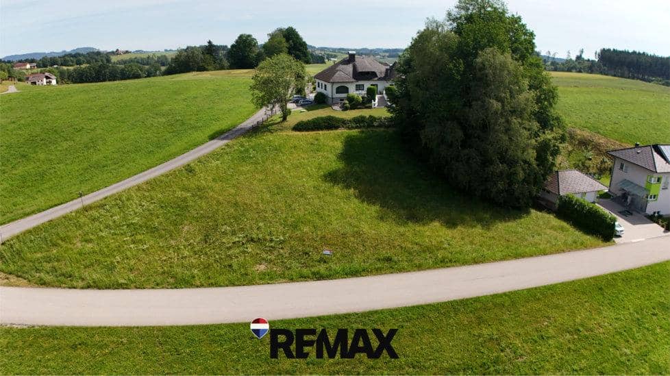 Großzügiges Grundstück in Ungenach – sonnige Lage, kein Bauzwang