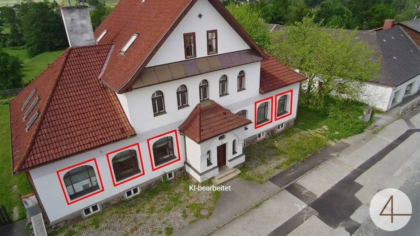 Erdgeschosswohnung Zwei Einheiten nahe Bahnhof