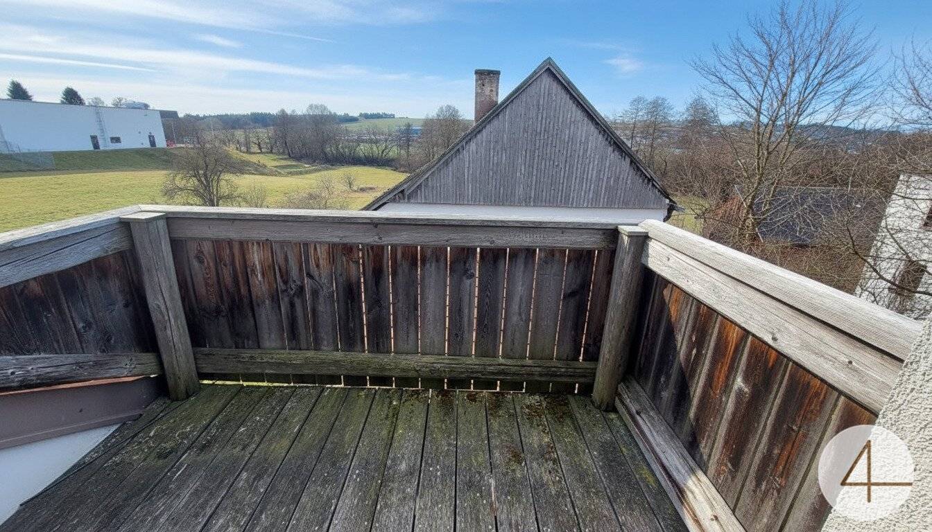 Wohnung nahe Bahnhof mit Balkon
