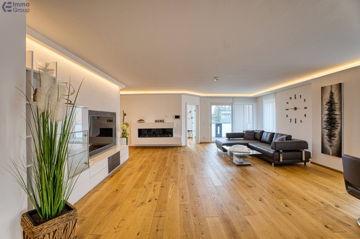 Penthouse mit Loggia und zwei Stellplätze