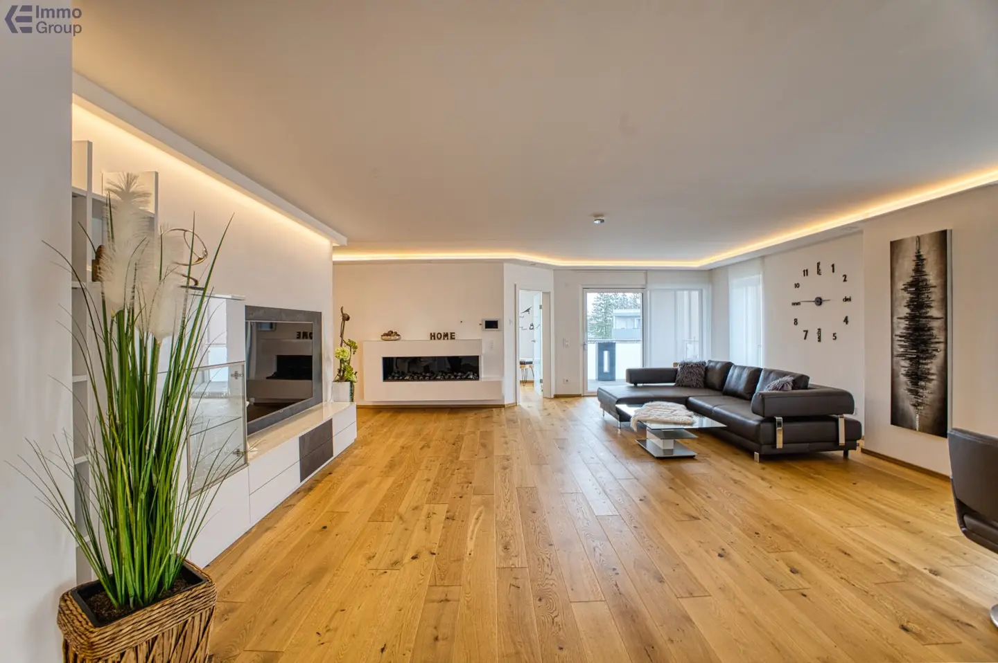 Penthouse mit Loggia und zwei Stellplätze