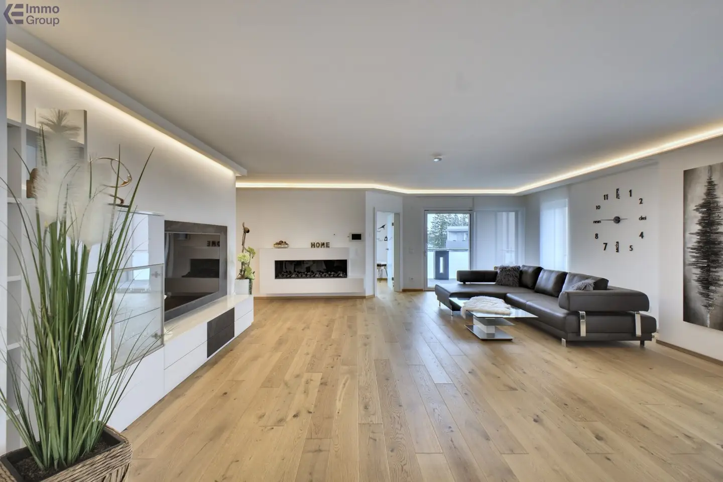 Penthouse mit Loggia und zwei Stellplätze