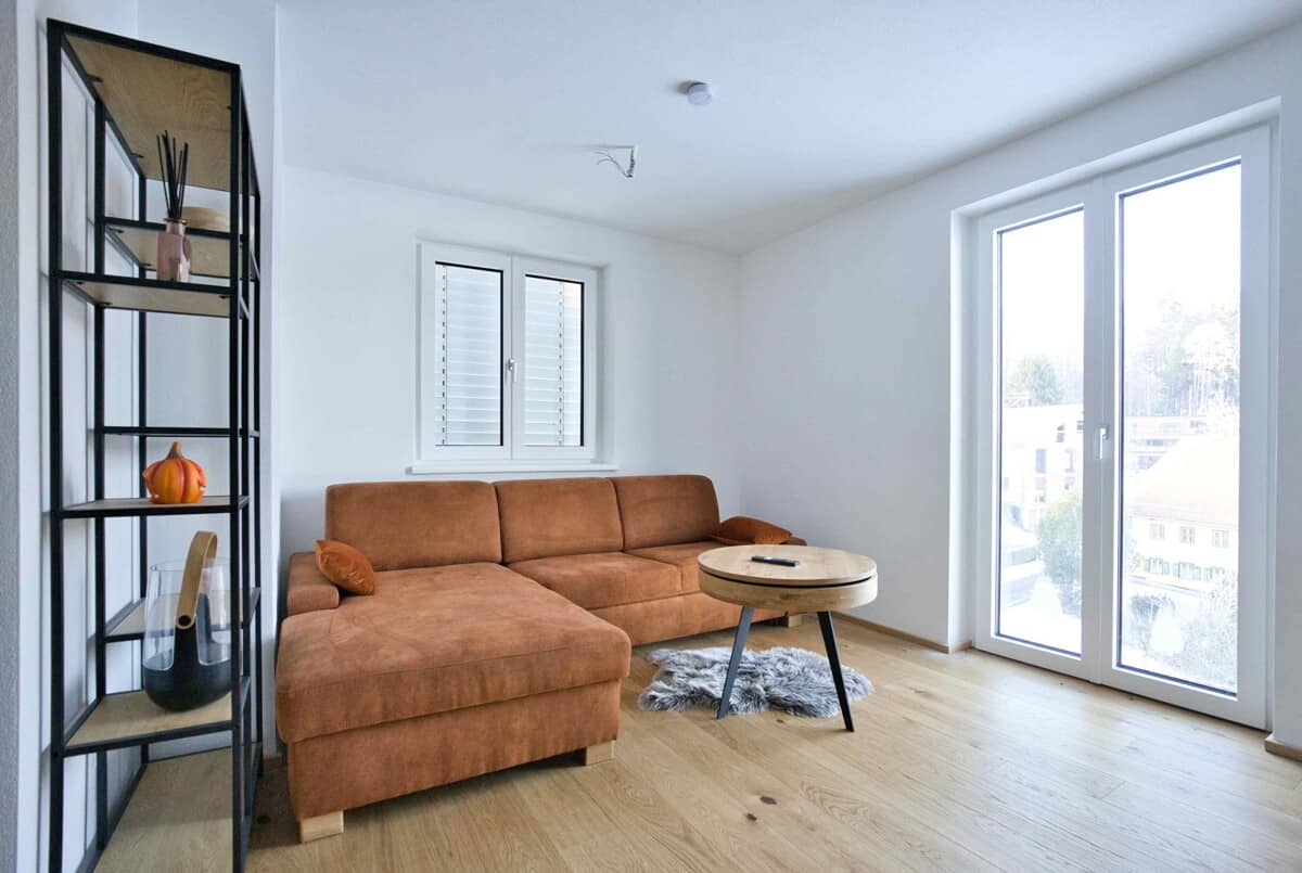 Moderne Neubauwohnung im Grünen gelegen nahe Attersee mit Balkon