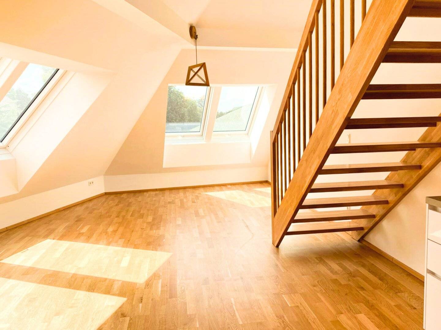 Top floor apartment with big terrace