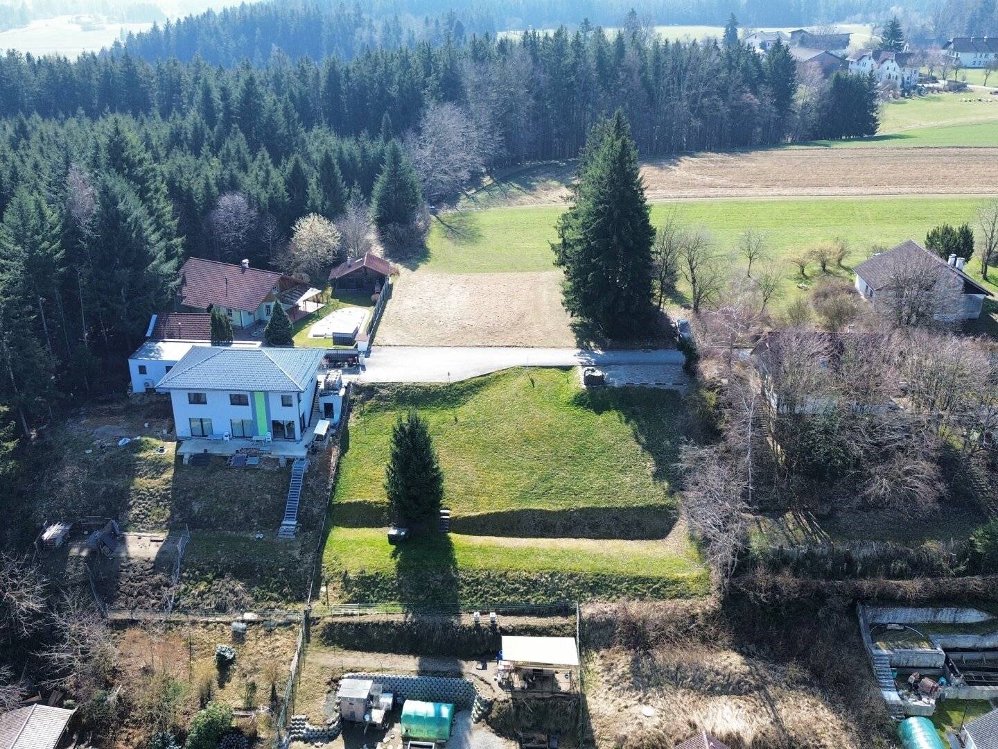 Sonniges Baugrundstück in Puchkirchen am Trattberg – voll aufgeschlossen