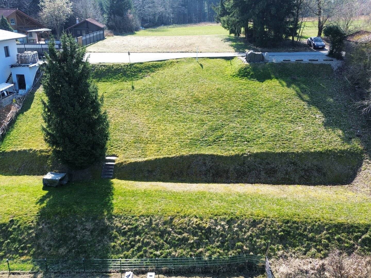 Sonniges Baugrundstück in Puchkirchen am Trattberg – voll aufgeschlossen