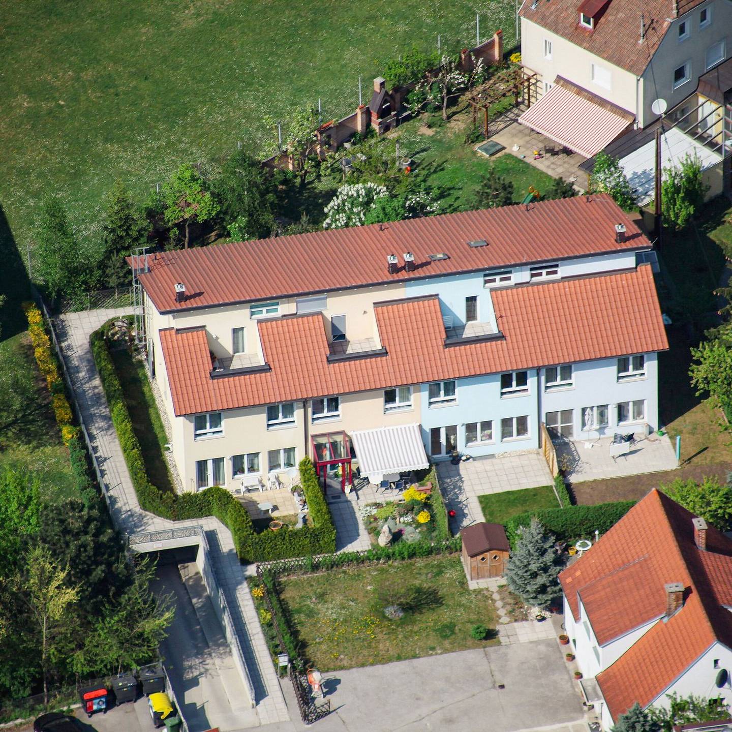 Mehrfamilienhaus in Linz-Dauphinestraße mit Terrasse und 3 TG-Plätzen