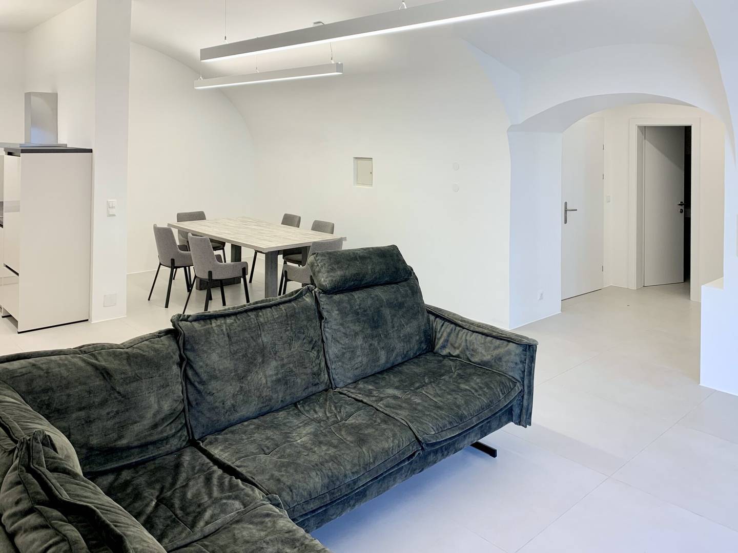 Erdgeschosswohnung Altbaucharme Gewölbe Terrasse