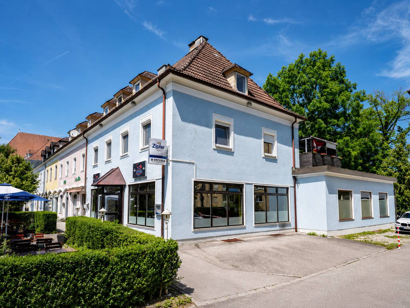 Anlageobjekt: Vermietetes Mehrfamilienhaus mit Restaurant in Steyr