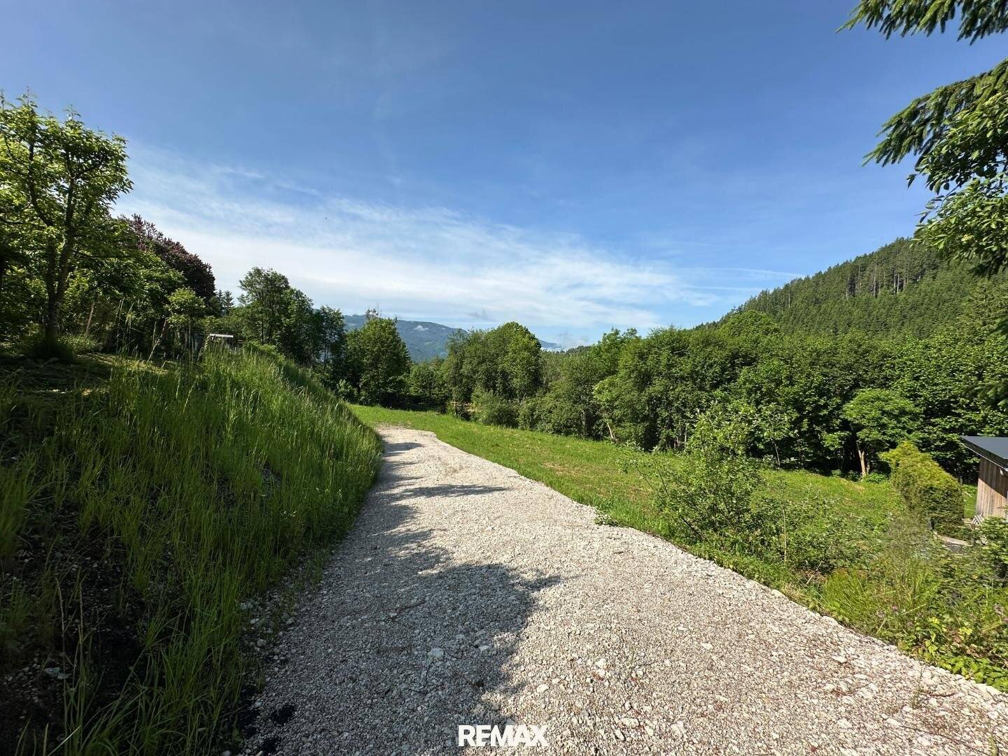 Idyllisches Baugrundstück mit Bachlauf in Au bei Turnau – bebaubar