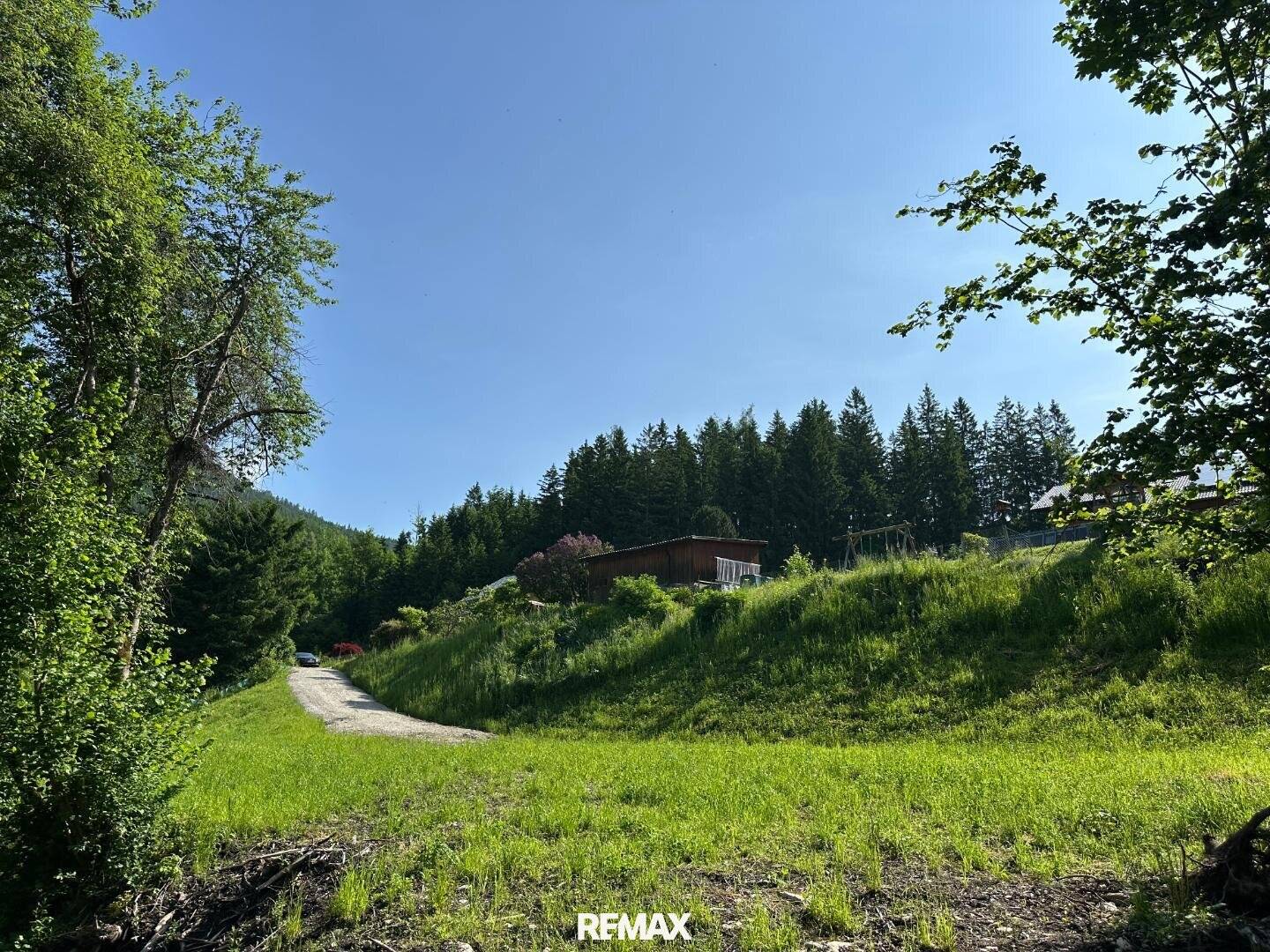 Idyllisches Baugrundstück mit Bachlauf in Au bei Turnau – bebaubar