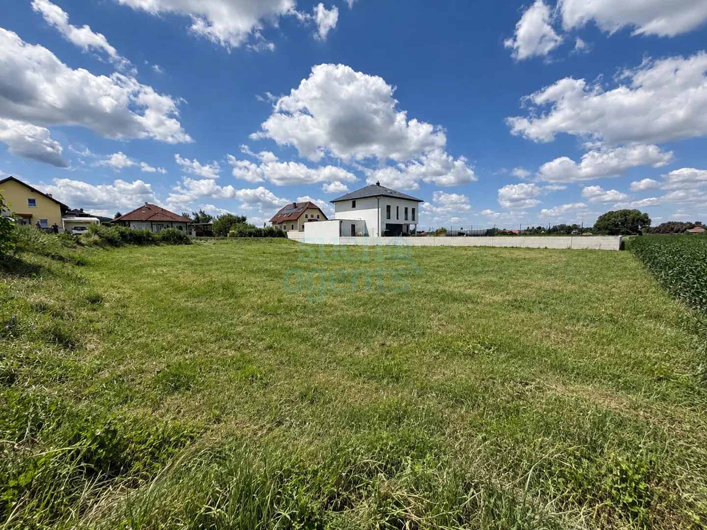 Bestpreis! Baugrund ca. 910m² - Unverbaubarer Blick auf den Grüngürtel - Familienfreundliche Lage