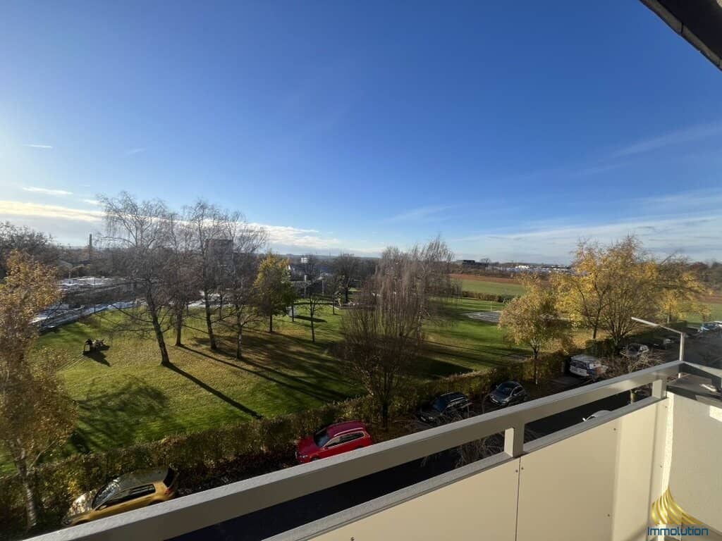Geräumige 4-Zimmer-Wohnung in Linz mit Loggia und Tiefgaragenplatz