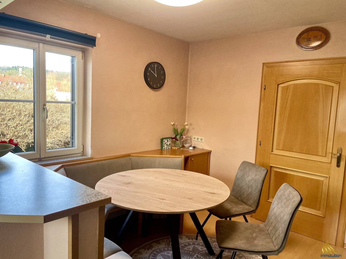 Family-friendly home with 4 bedrooms in a quiet location
