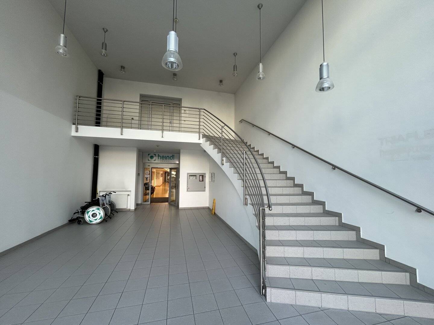 Office with 154 m² in the UKH Linz, ideal for medical and social facilities