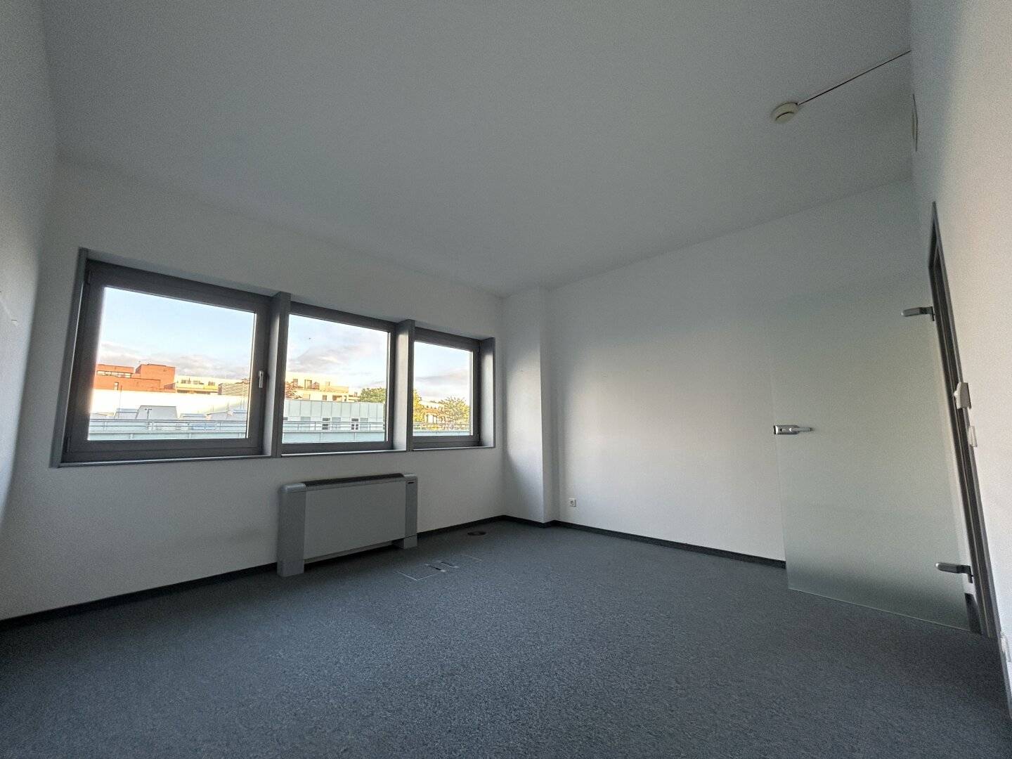 Office space in the UKH Linz, ideal for medical and social facilities