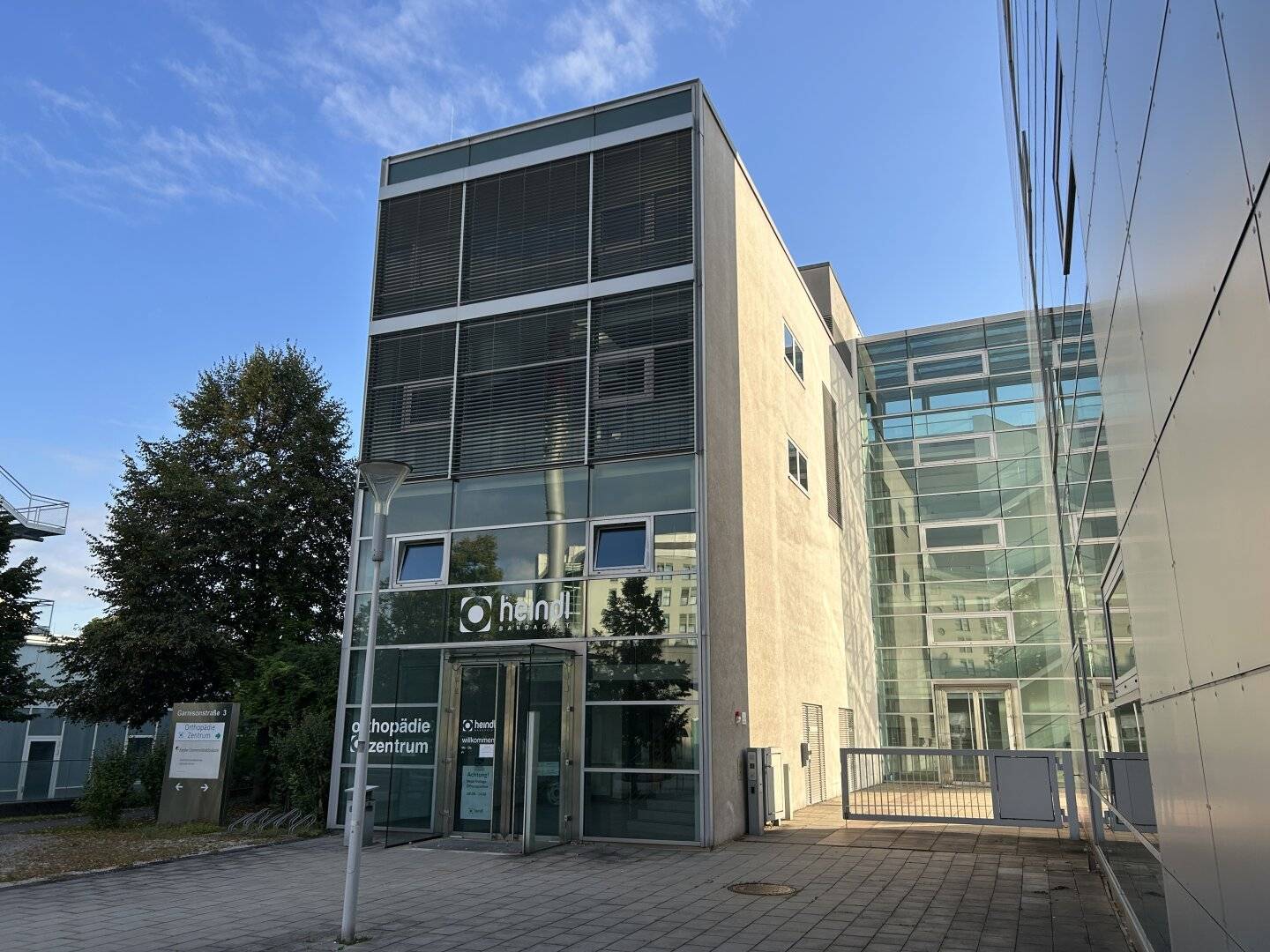 Office space in the UKH Linz, ideal for medical and social facilities
