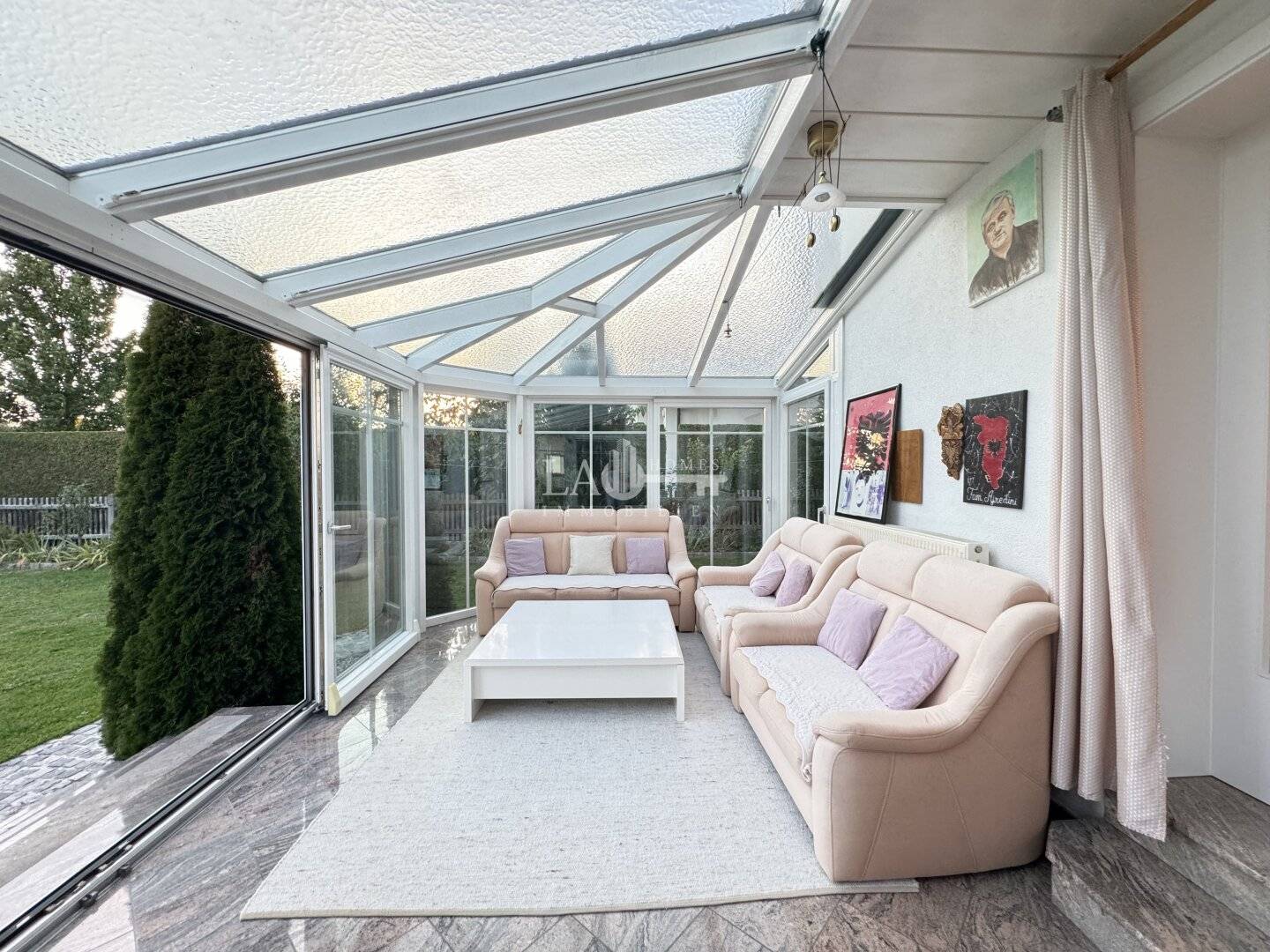 Mehrfamilienhaus in Kirchberg-Thening mit Garten & 3 Wohneinheiten