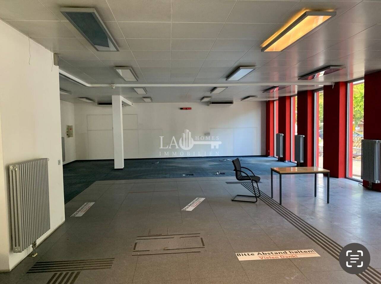 Geschäftslokal in Haid bei Linz, 306 m², sanierungsbedürftig, ab sofort