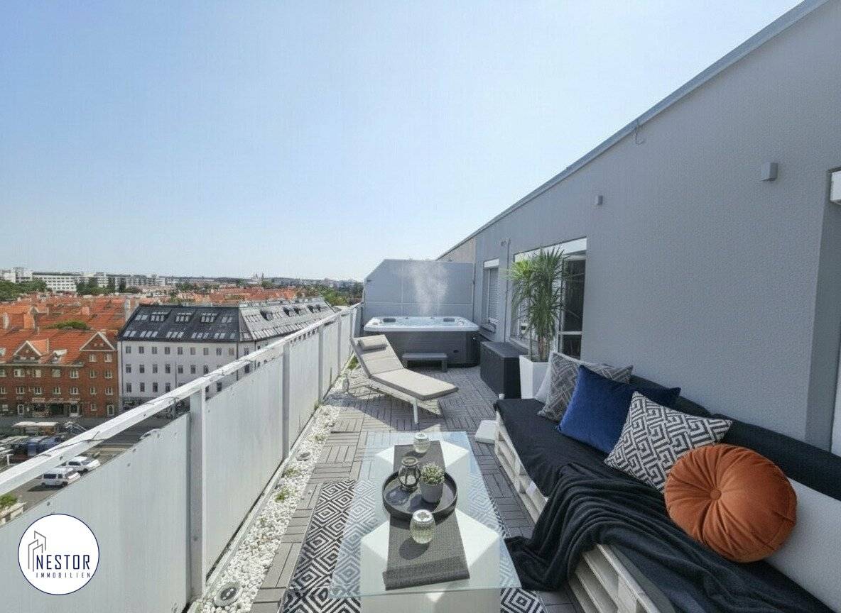 Charmante, vollrenovierte 4-Zimmer-DG-Wohnung mit 2 Terrassen und Fernblick!