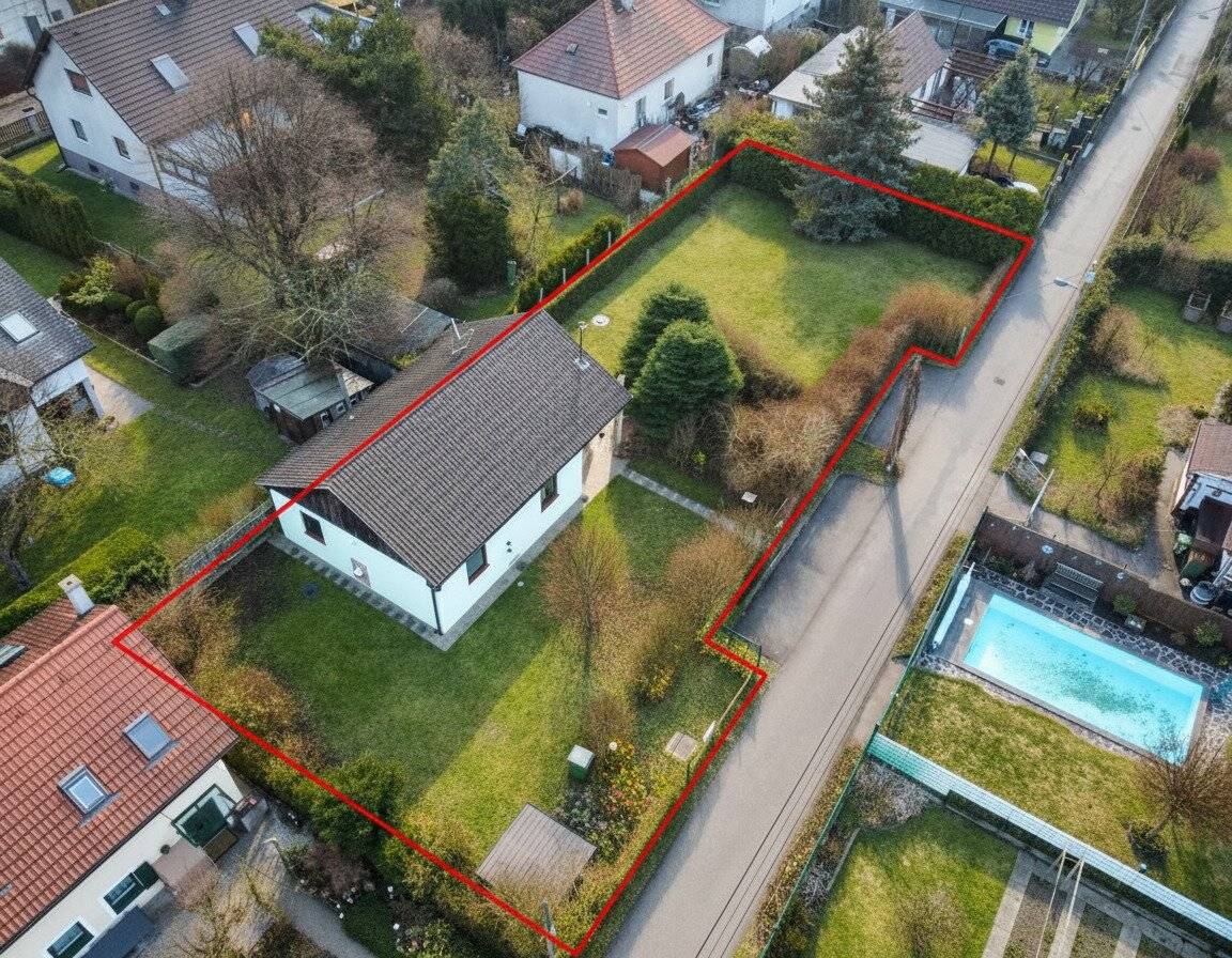 Mühlwasser, Lobau, Donauinsel | Double Plot I Living in a quiet green setting by the water