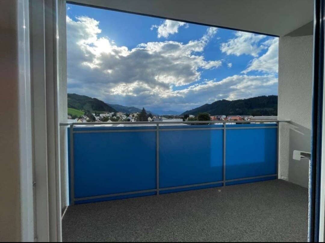 Sanierte Wohnung mit Loggia in Innenstadtlage