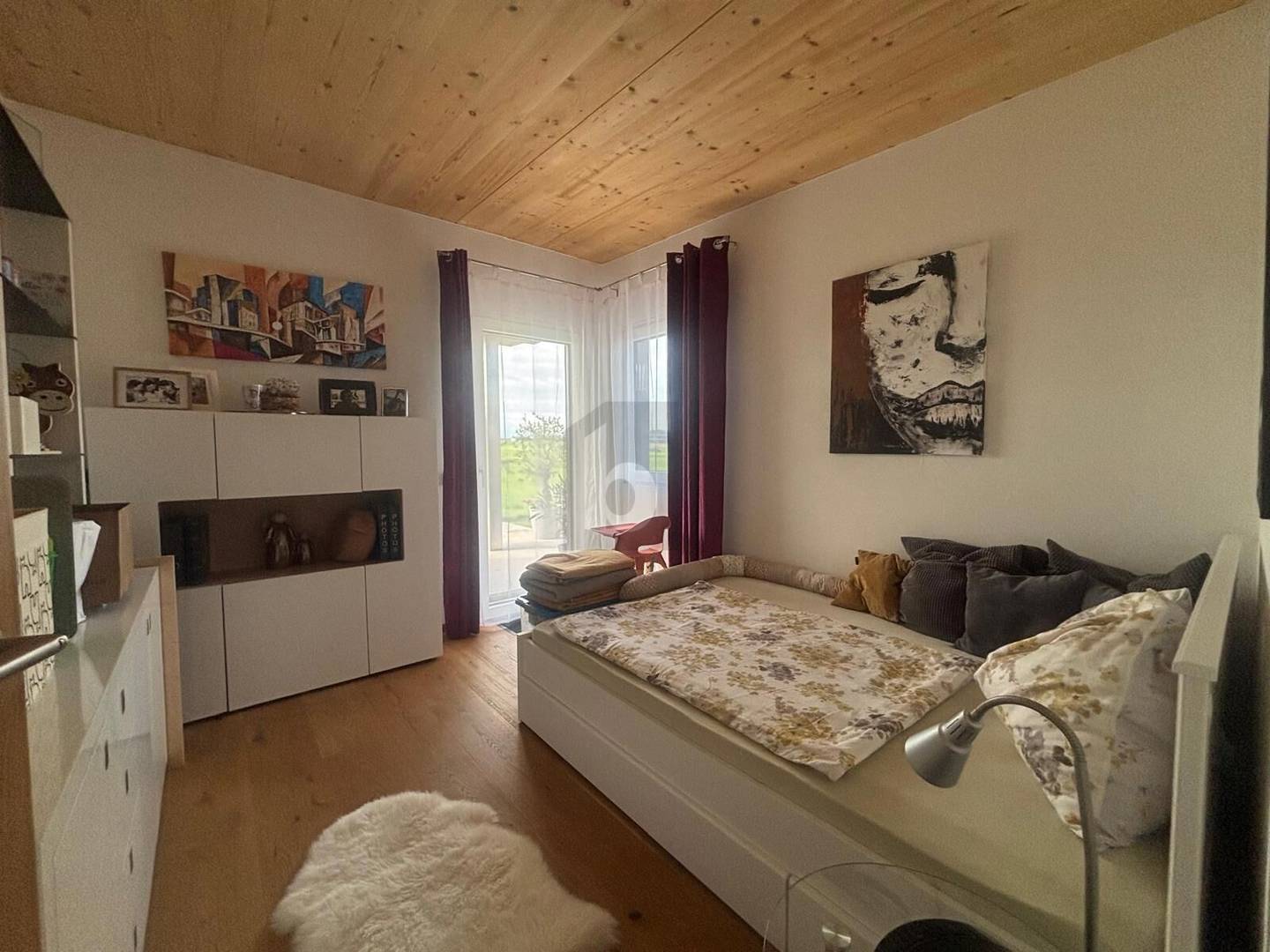 Bright apartment with panoramic view and terrace