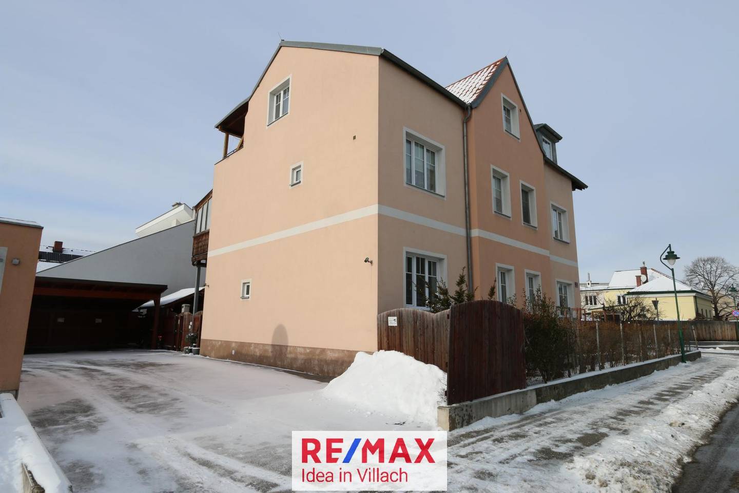 Zinshaus in Mödling: Mehrfamilienhaus mit 6 Einheiten & 10 Stellplätzen