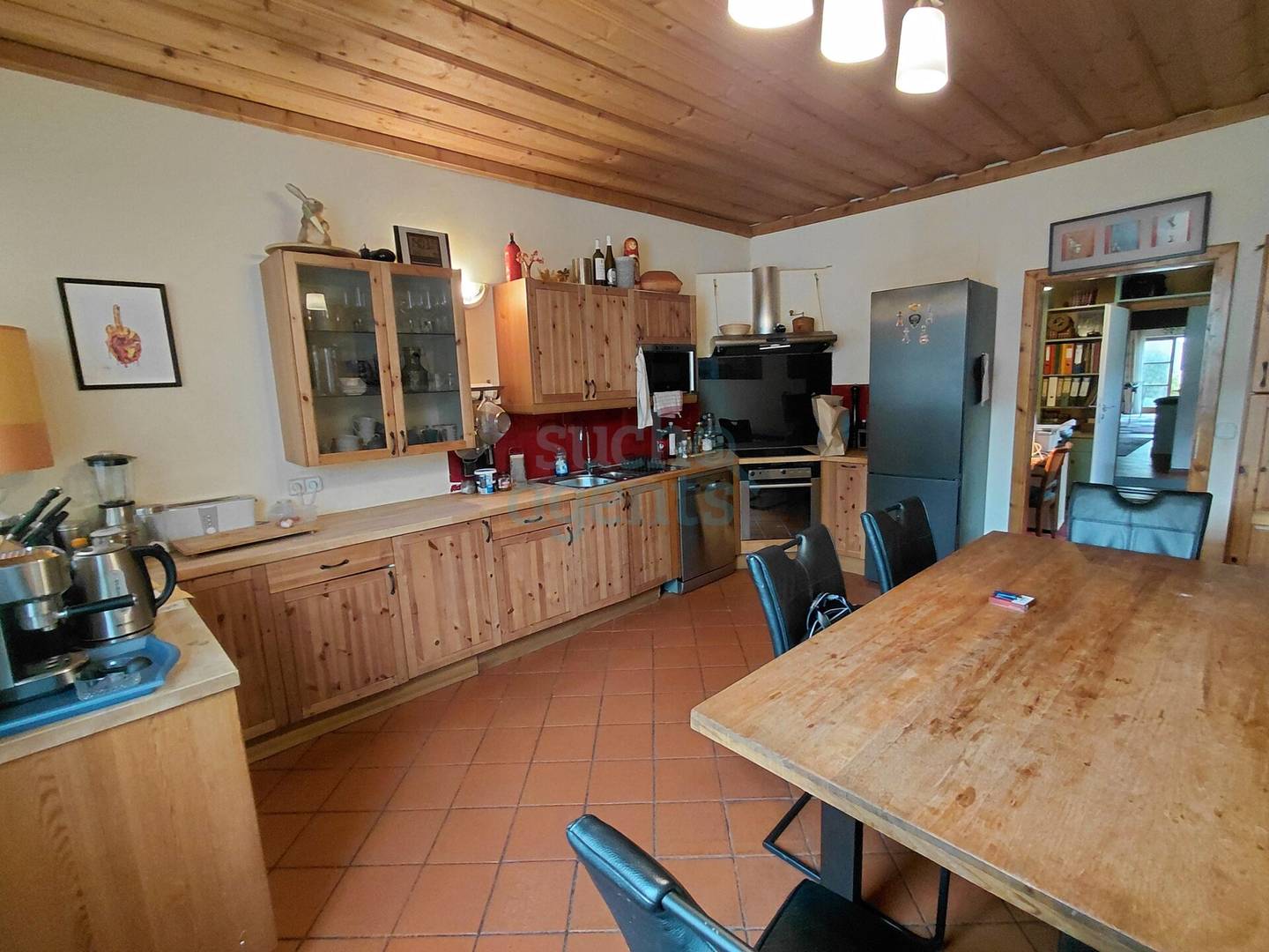 NEUER PREIS! Familienfreundliches Stadthaus mit Entwicklungspotential, 6 Zimmern und Terrasse