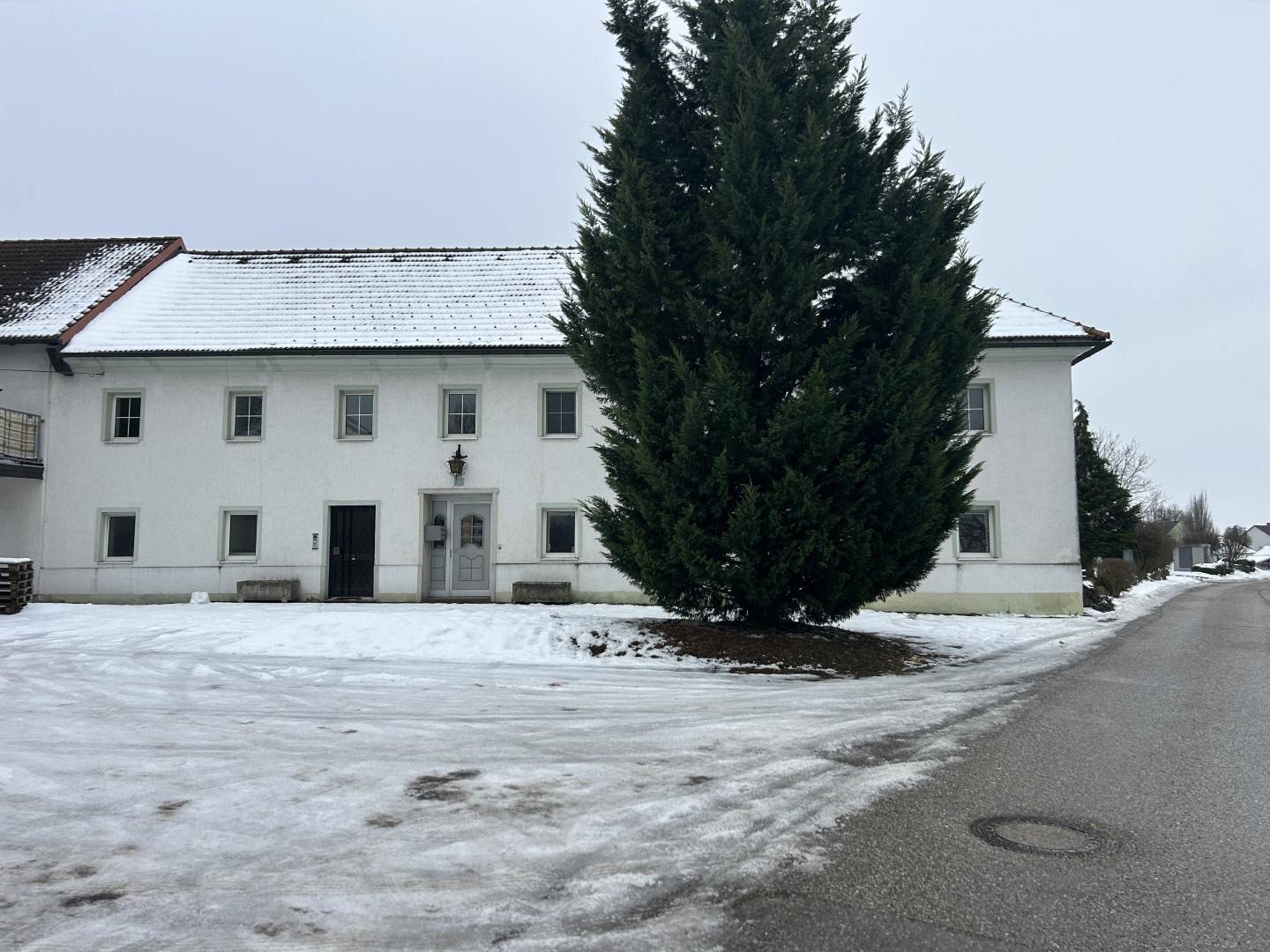 Renditeobjekt: Vierkanthof in Ennsdorf mit 17 Wohnungen Gute Rendite