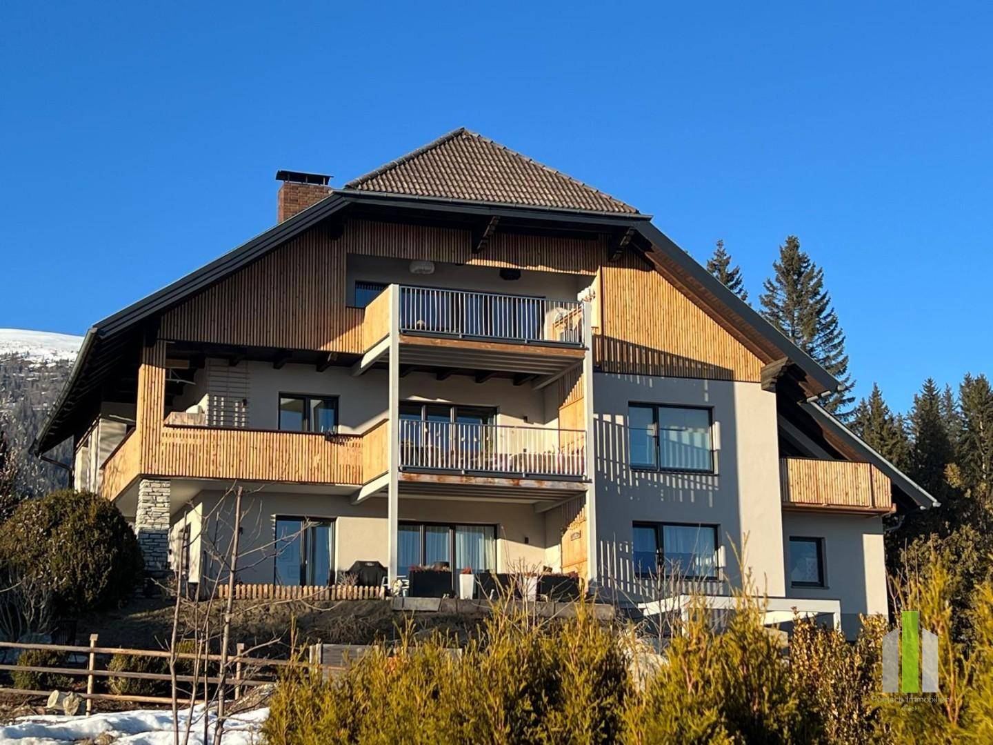 Apartment in a quiet location with mountain view
