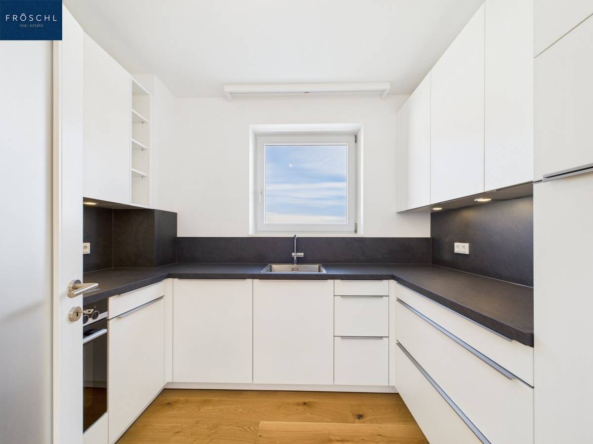 Neu sanierte 3-Zimmer-Wohnung mit Fernblick und Balkon in Zwettl