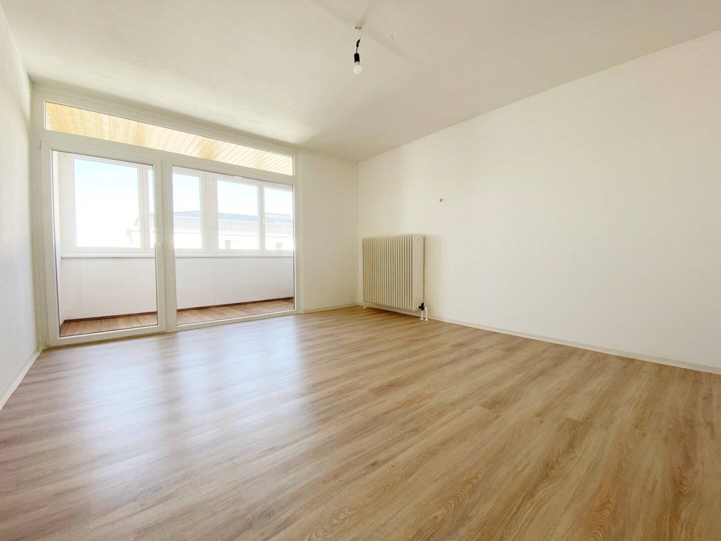 Wohnung im obersten Geschoss mit Loggia