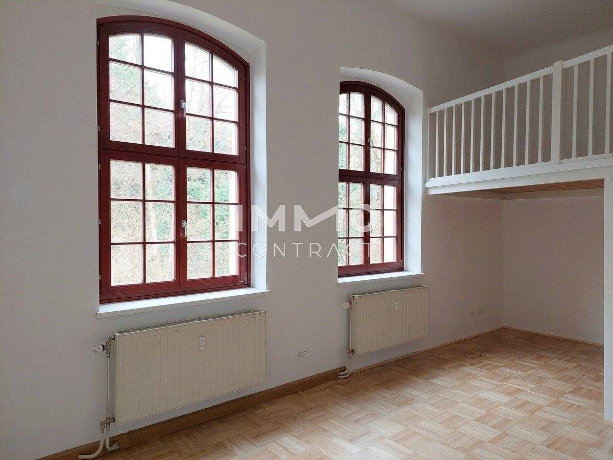 Wohnung mit Galerie im Altbau nahe Universität