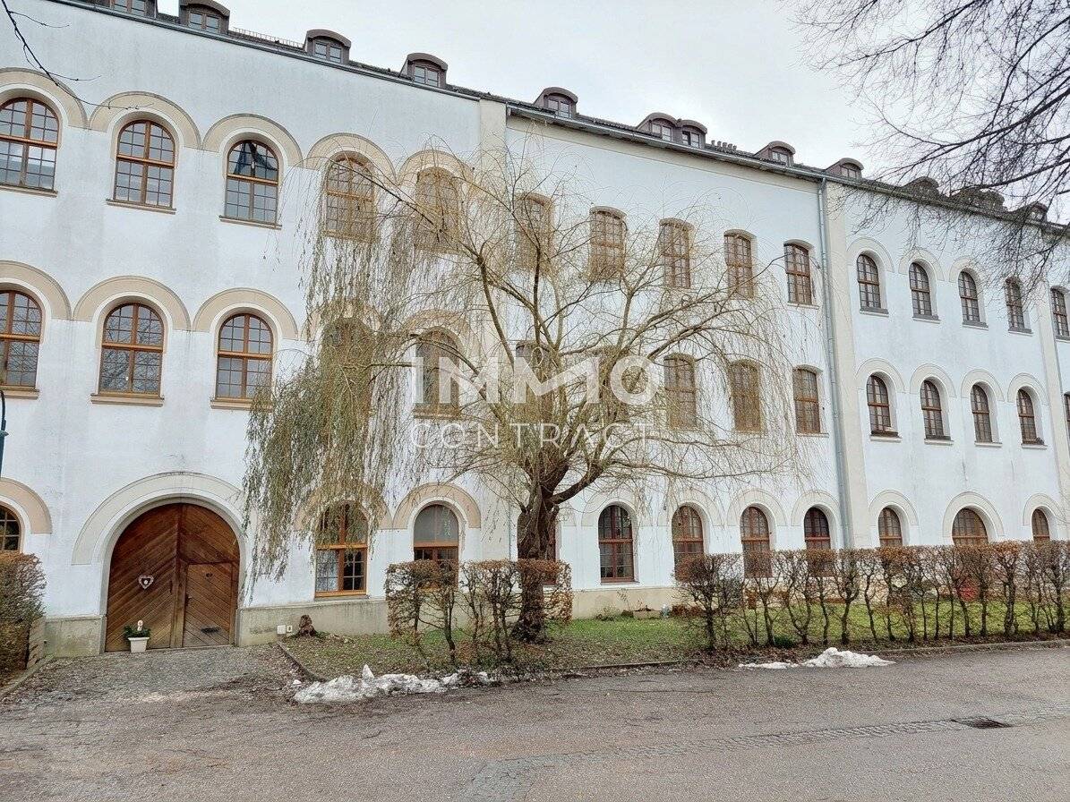 Dachgeschosswohnung in Steyr mit Gartenbenutzung