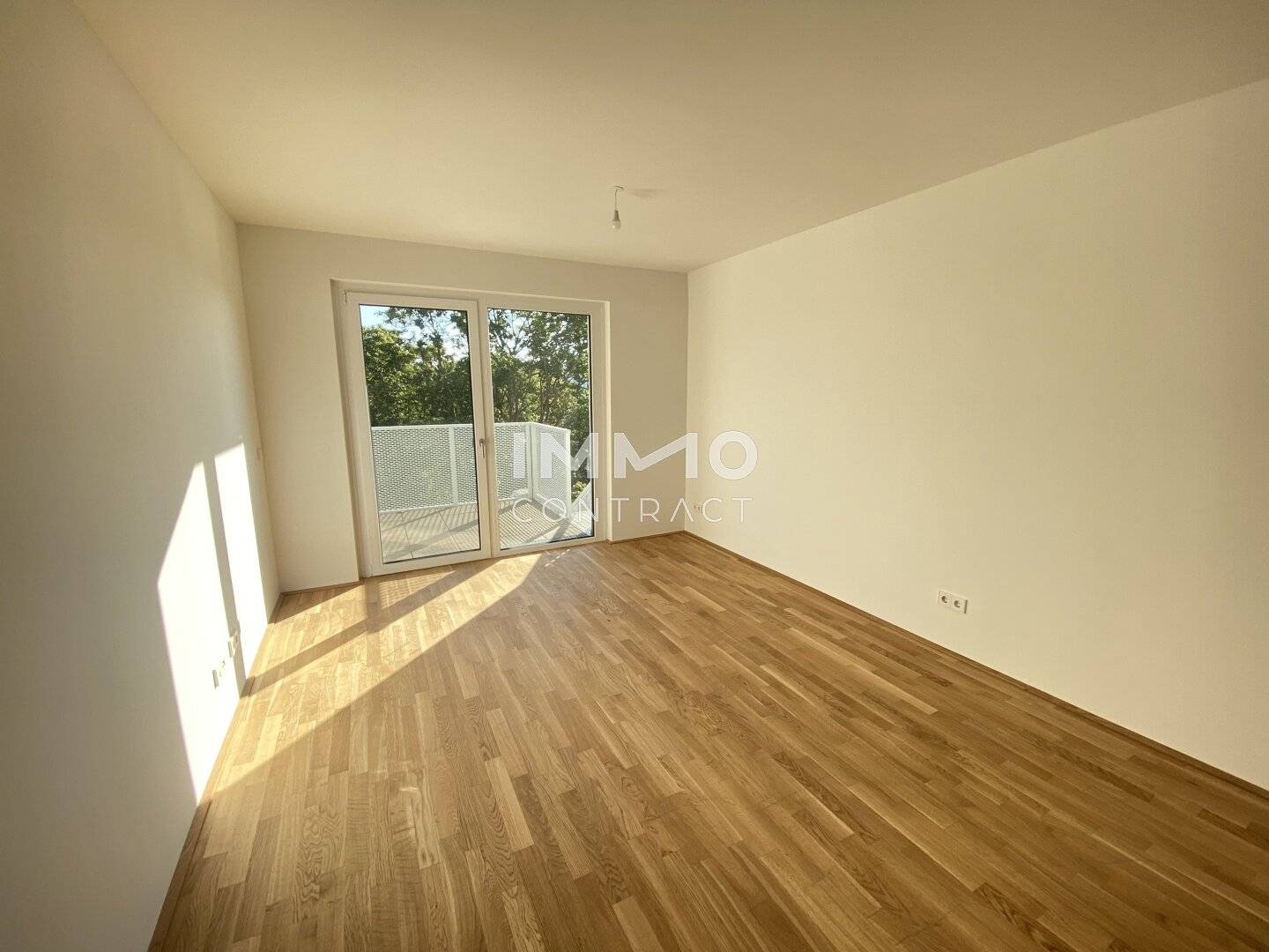 Brand new apartment with private garden and terraces