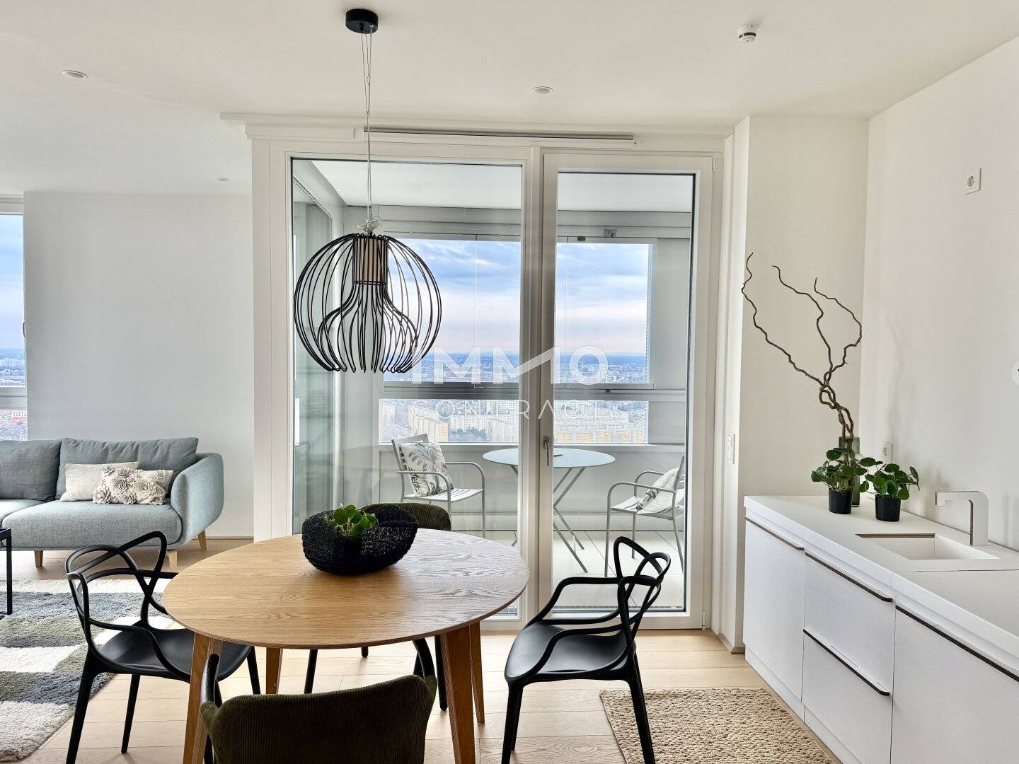 Etagenwohnung mit Loggia und Weitblick