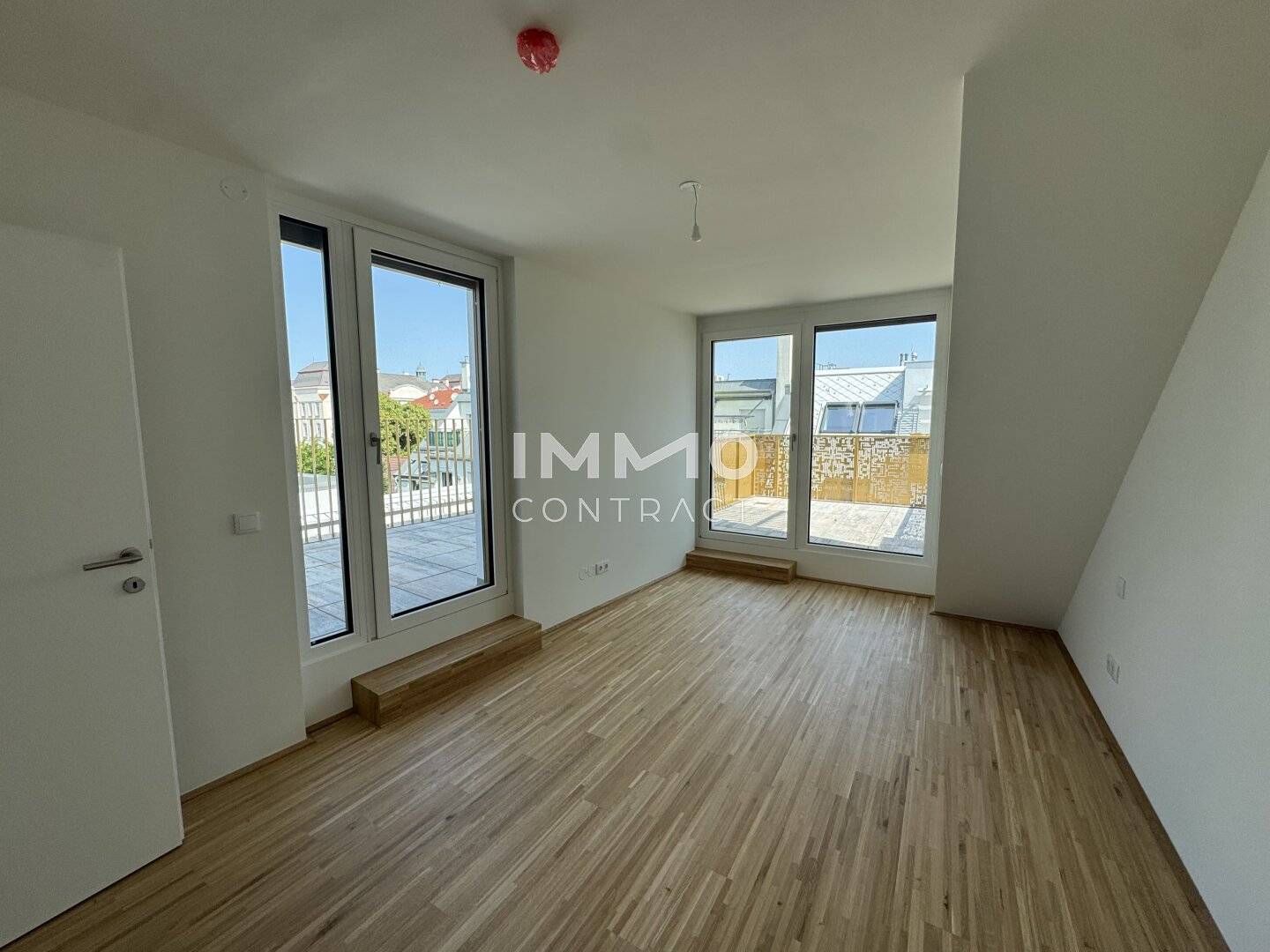 2-Zimmer-Wohnung Dachgeschoss mit 2 Terrassen am Kagraner Platz in Wien