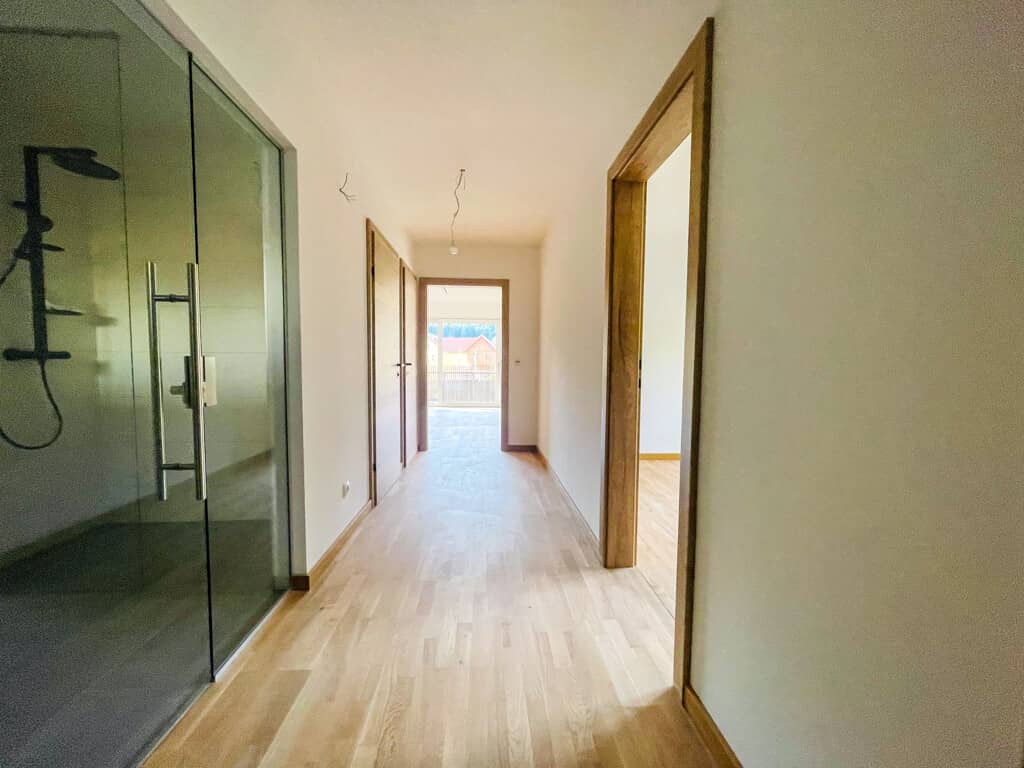 Apartment barrier free with terrace and roof garden
