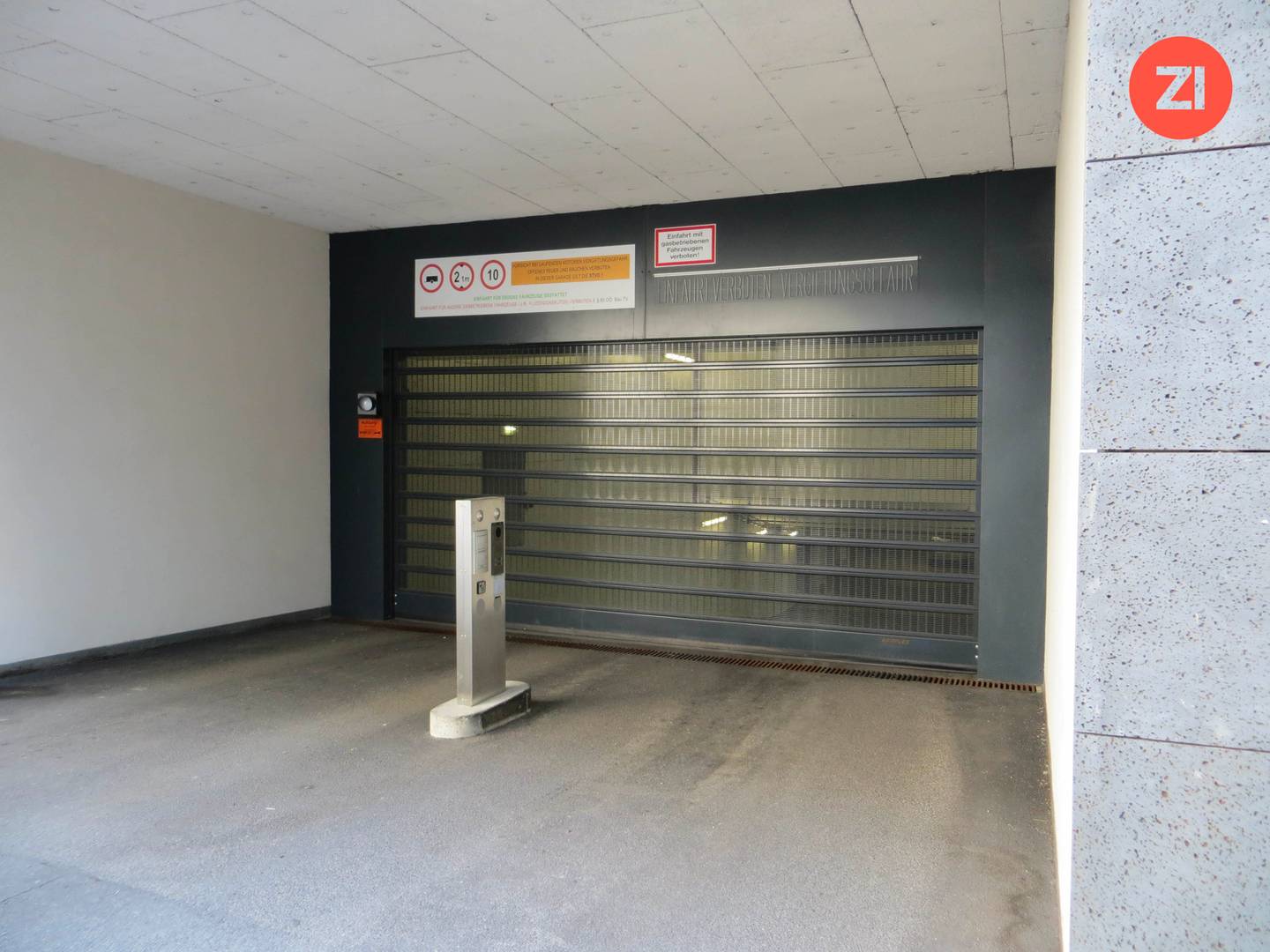 Großzügiger Tiefgaragenparkplatz nähe Bahnhof