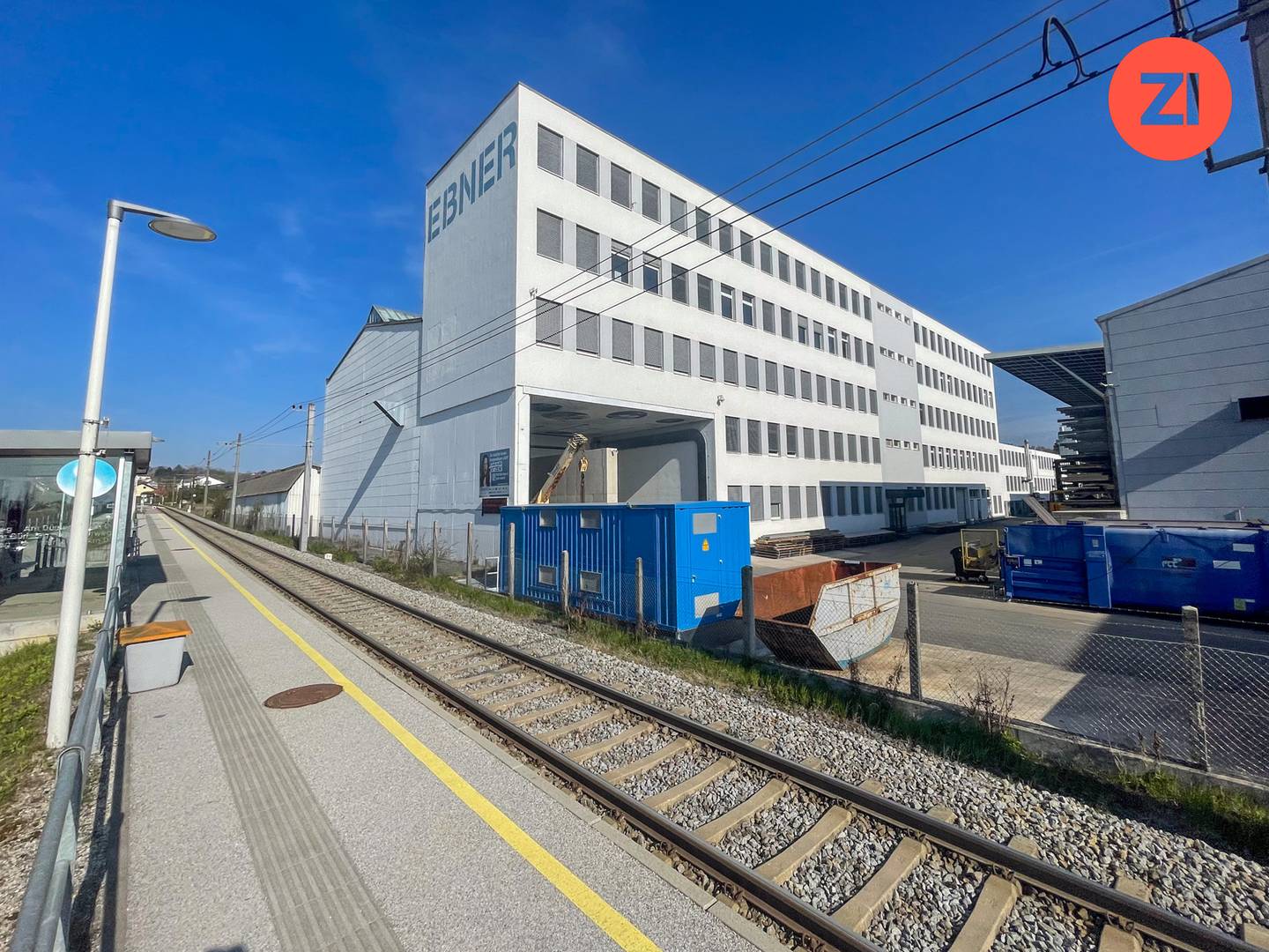 Leonding: Beeindruckende Büro - & Lagerflächen 
Betriebskantine . Fitnesscenter . Parkplätze