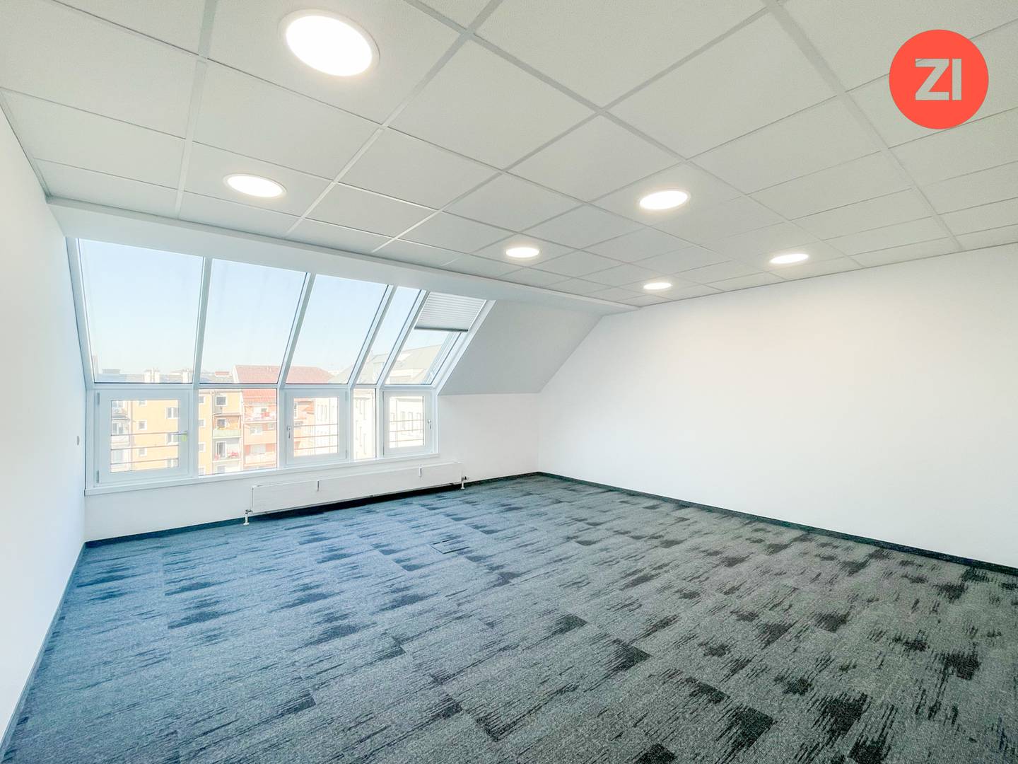 Linz Innenstadt: Top sanierte Büro / Praxisfläche 
mit  ca. 70 m² großen Veranstaltungsraum
