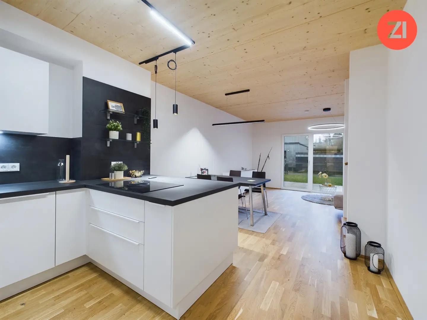 Reihenhaus mit 4 Zimmern, Terrasse & Garten in Wels - Holzriegelbau