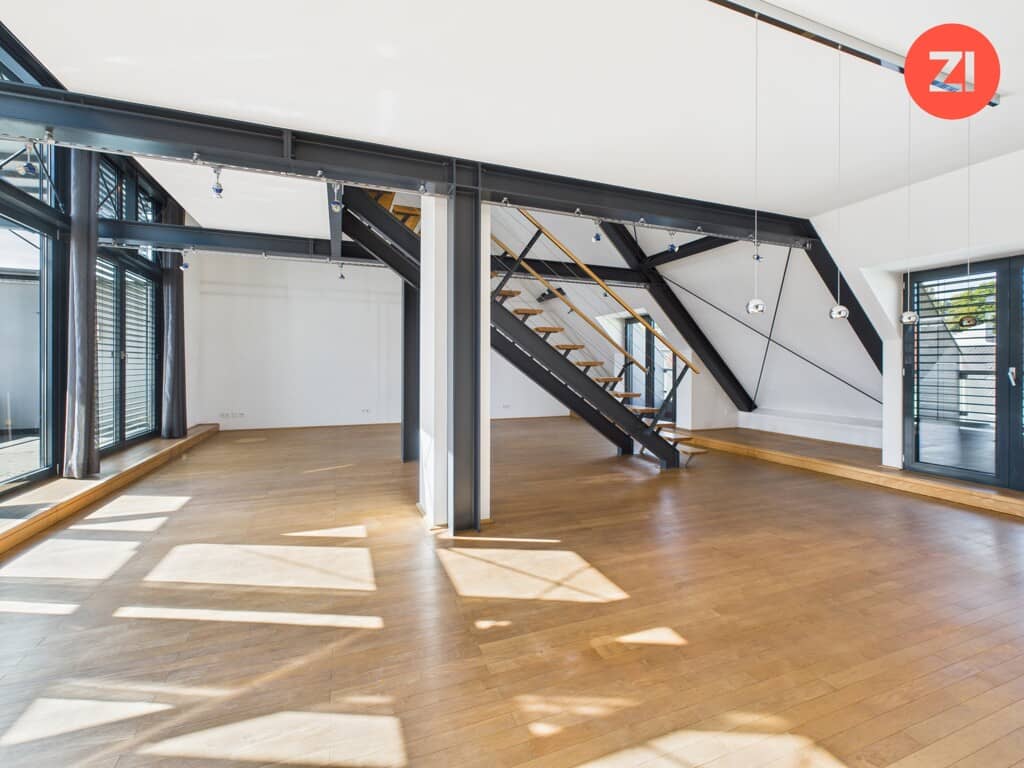 Penthouse with generous south facing terraces and sauna